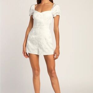NWT Lulus All Elegance Ivory Satin Floral Jacquard Puff Sleeve Romper